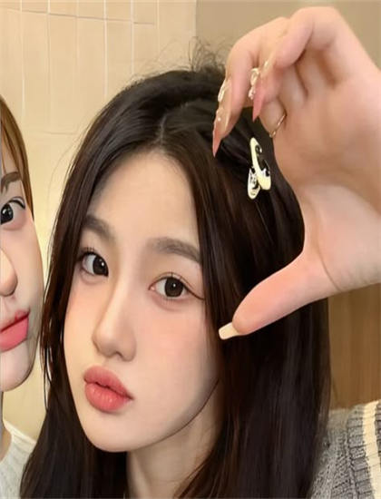 爱奇异高清网在线观看_三万英尺的暗恋短剧免费观看_24日日夜夜在线影院