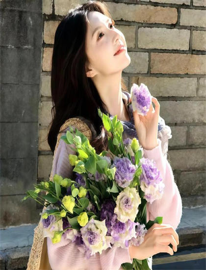 看片免费网站_妈妈的女儿电影免费播放全集高清_06年学生和97年老师坐一起像主任