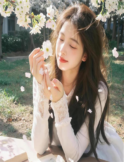 免费vib美女视频_夫妻的世界在线观看_阿黛尔的生活快播